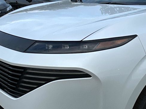 New 2026 Nissan Murano Platinum image 9