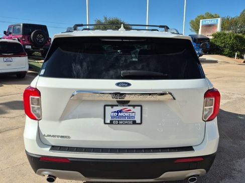 Used 2021 Ford Explorer Limited w/ Equipment Group 301A image 6