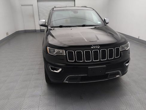 Used 2017 Jeep Grand Cherokee Limited AWD/4WD image 14