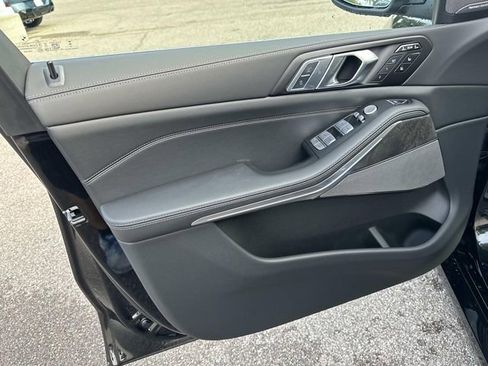 New 2026 BMW X7 xDrive40i w/ Executive Package image 13