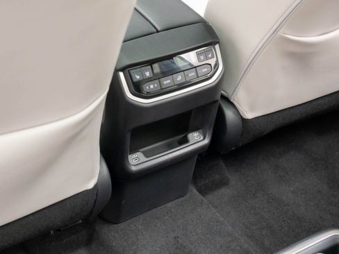 Used 2025 Lexus TX 350 AWD image 18