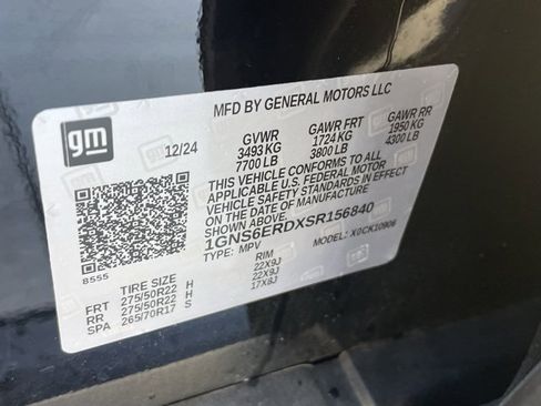 Used 2025 Chevrolet Suburban RST w/ Sun And Tow Package image 37