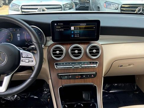 Certified 2022 Mercedes-Benz GLC 300 4MATIC image 5