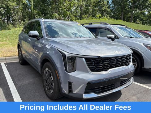 Used 2025 Kia Sorento S FWD image 1