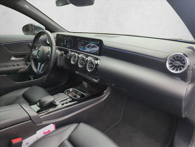Used 2023 Mercedes-Benz CLA 250 4MATIC image 30