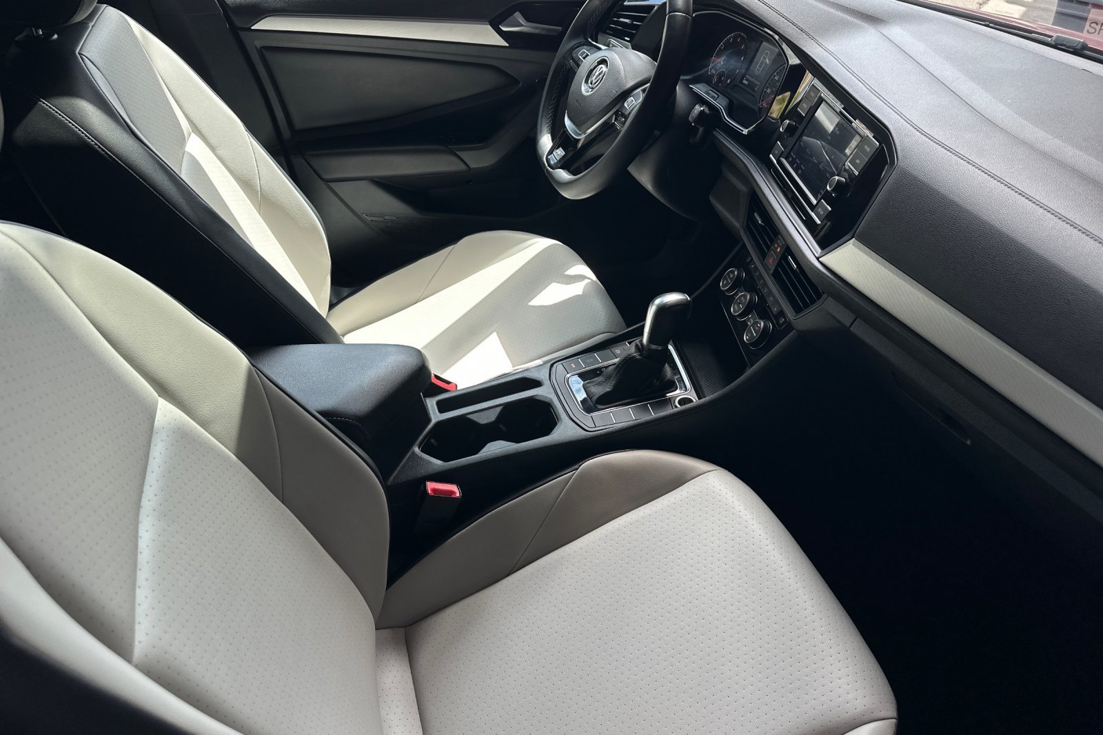 Used 2019 Volkswagen Jetta R-Line FWD image 15
