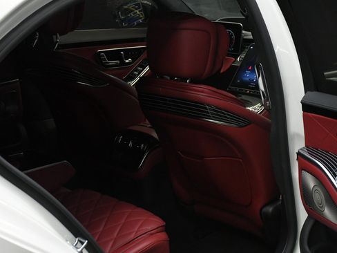 Used 2022 Mercedes-Benz S 580 4MATIC Sedan image 36