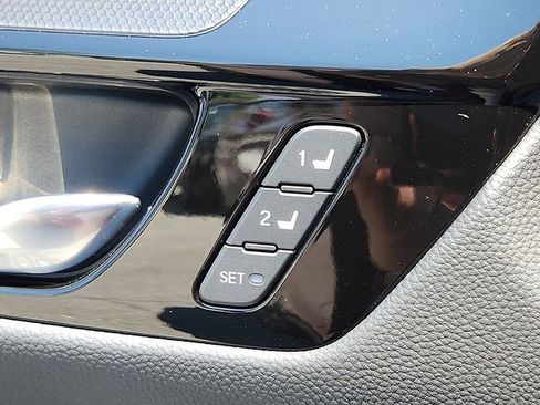 Used 2025 Honda CR-V Sport Touring image 26