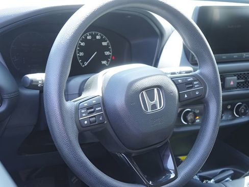 Used 2025 Honda HR-V LX image 15