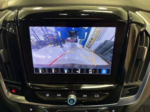 Used 2023 Chevrolet Traverse High Country w/ LPO, Floor Liner Package image 26