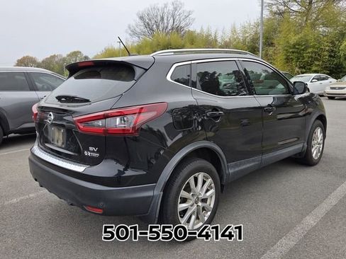 Used 2021 Nissan Rogue Sport SV image 5