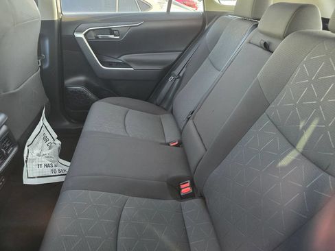 Used 2022 Toyota RAV4 XLE w/ Convenience Package AWD/4WD image 26