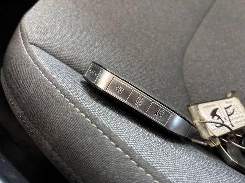 Used 2025 Kia K4 FWD image 21