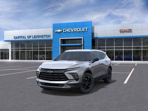New 2026 Chevrolet Blazer LT w/ Convenience Package FWD image 8