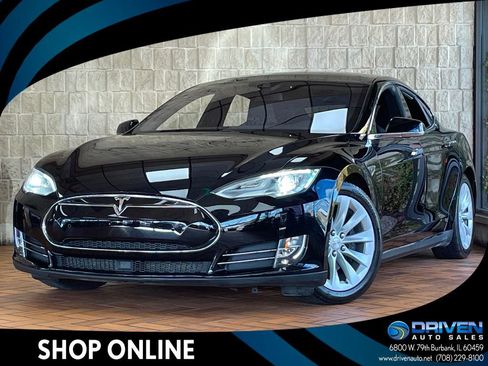 Used 2016 Tesla Model S 70D image 1