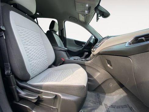 Used 2021 Chevrolet Equinox LS w/ LPO, Floor Liner Package image 15