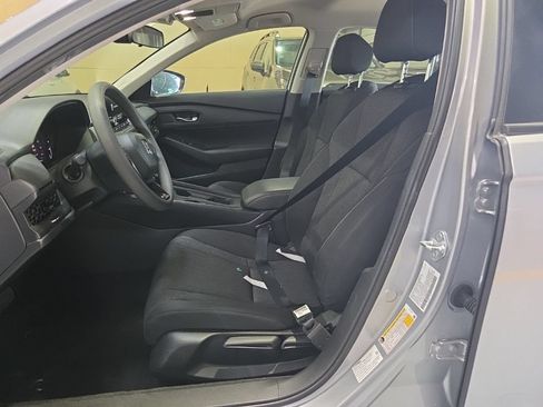 Used 2025 Honda Accord LX image 3