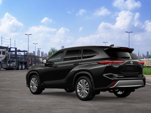 New 2026 Toyota Highlander Platinum image 6