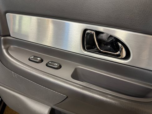 Used 2002 Ford Thunderbird image 56