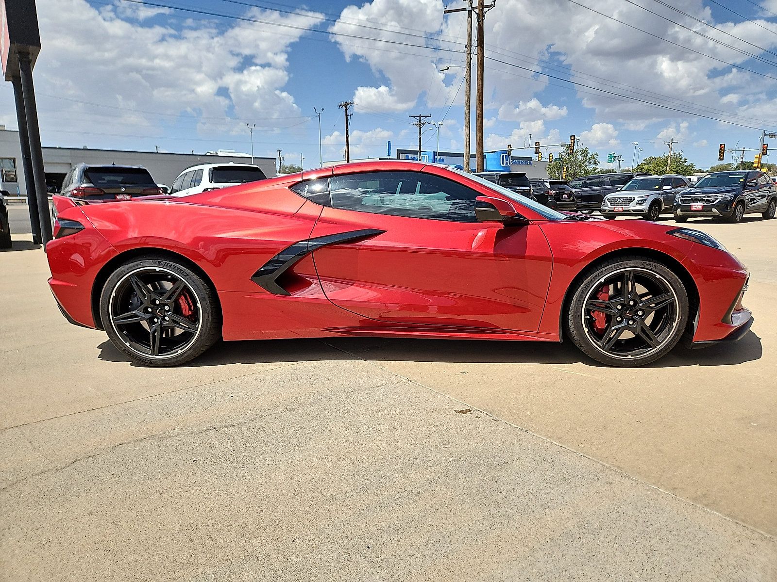Used 2023 Chevrolet Corvette Stingray Coupe w/ Z51 Performance Package RWD image 5