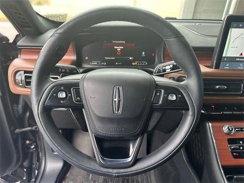 Used 2021 Lincoln Aviator Reserve w/ Equipment Group 202A image 15