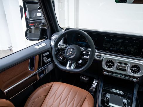 Used 2026 Mercedes-Benz G 63 AMG 4MATIC image 10