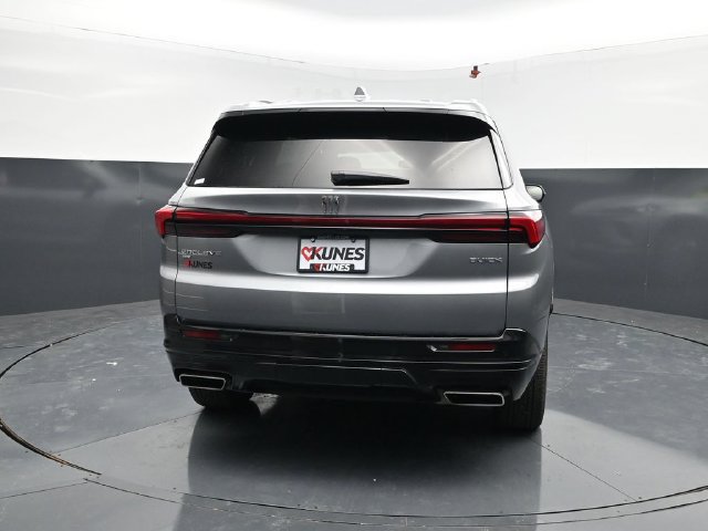 Used 2026 Buick Enclave Sport Touring AWD/4WD image 8
