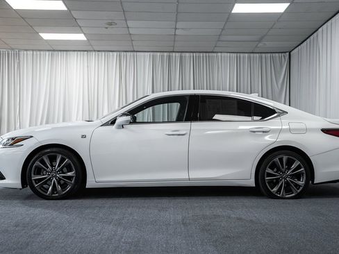 Used 2021 Lexus ES 350 F Sport w/ Accessory Package FWD image 4