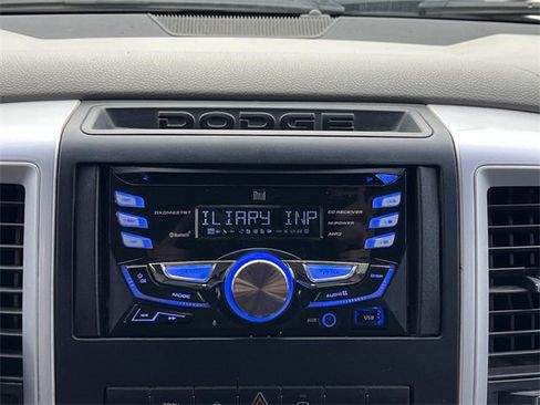 Used 2012 RAM 1500 Big Horn w/ Luxury Group image 16