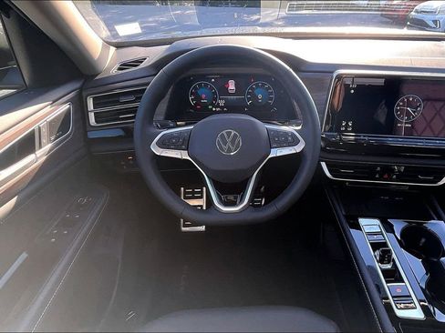 New 2026 Volkswagen Atlas SEL Premium R-Line AWD/4WD image 19