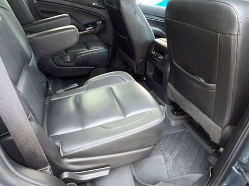 Used 2019 Chevrolet Tahoe Premier RWD image 21
