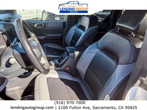 Used 2022 Ford Bronco Black Diamond image 16