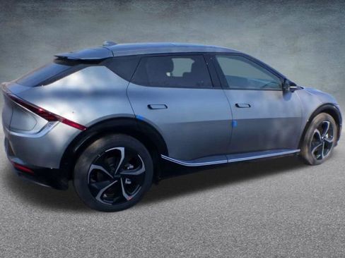 Used 2022 Kia EV6 GT-Line w/ First Edition Package AWD/4WD image 23