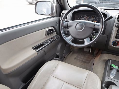 Used 2005 Chevrolet Colorado LS image 19