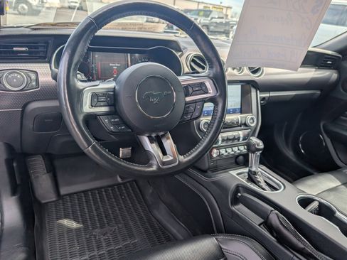 Used 2019 Ford Mustang GT Premium w/ GT Performance Package RWD image 11