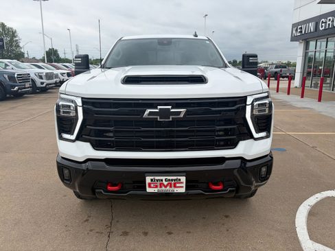 Certified 2025 Chevrolet Silverado 2500 LT w/ Trail Boss Package AWD/4WD image 2