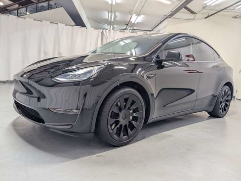 Used 2020 Tesla Model Y Long Range AWD/4WD image 5