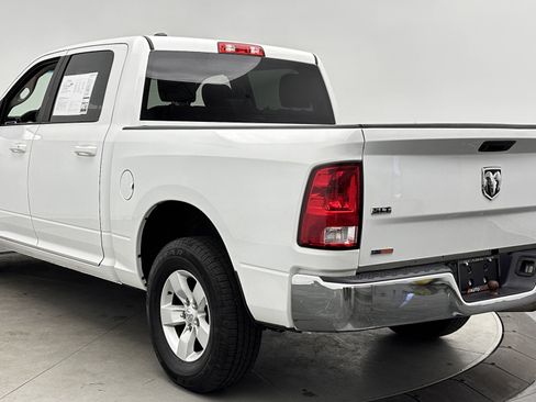 Used 2021 RAM 1500 Classic SLT RWD image 5