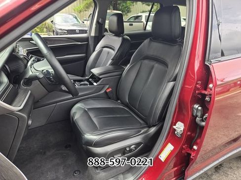 Used 2021 Jeep Grand Cherokee L Limited RWD image 10
