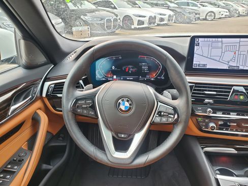 Used 2023 BMW 530i xDrive w/ Premium Package AWD/4WD image 30