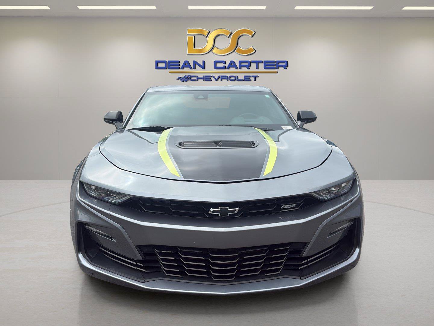 Used 2020 Chevrolet Camaro SS RWD image 8