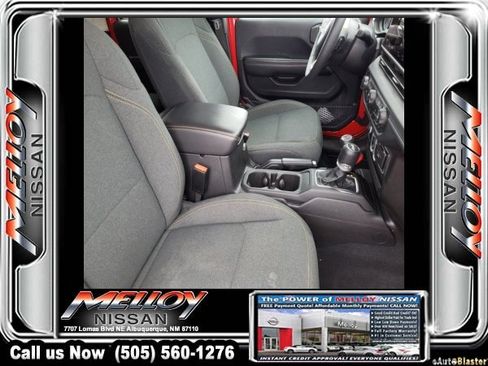 Used 2025 Jeep Wrangler Unlimited Sahara AWD/4WD image 10
