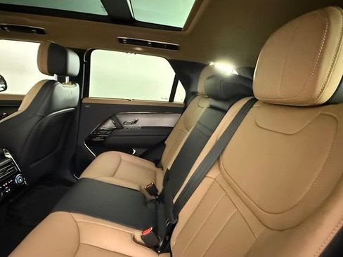 Certified 2025 Land Rover Range Rover Sport Autobiography AWD/4WD image 27
