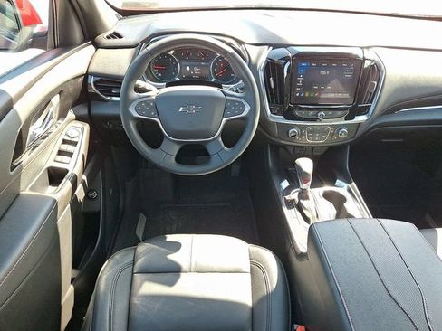 Used 2023 Chevrolet Traverse RS w/ LPO, Floor Liner Package AWD/4WD image 12
