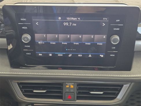 New 2025 Volkswagen Taos SE image 12