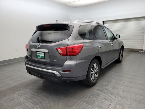 Used 2020 Nissan Pathfinder SV FWD image 9