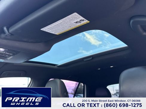 Used 2015 Volkswagen GTI SE w/ Lighting Package (SEL) FWD image 22