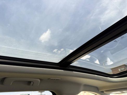 New 2026 Lincoln Aviator AWD image 8