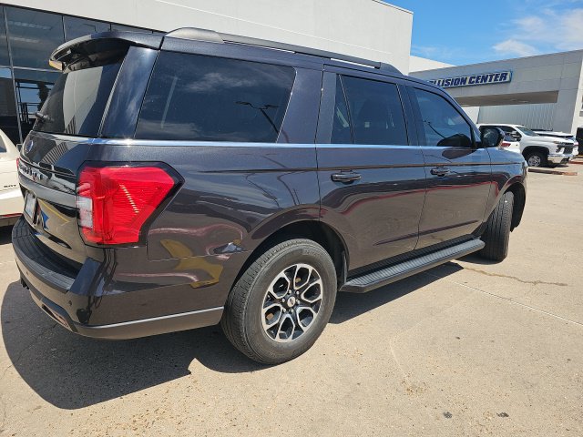 Used 2024 Ford Expedition XLT RWD image 7