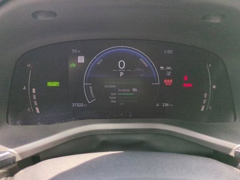Used 2025 Toyota Camry SE FWD image 23